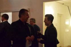 Dagvoorzitter Peter Joziasse, bestuurslid PvKO (links)
