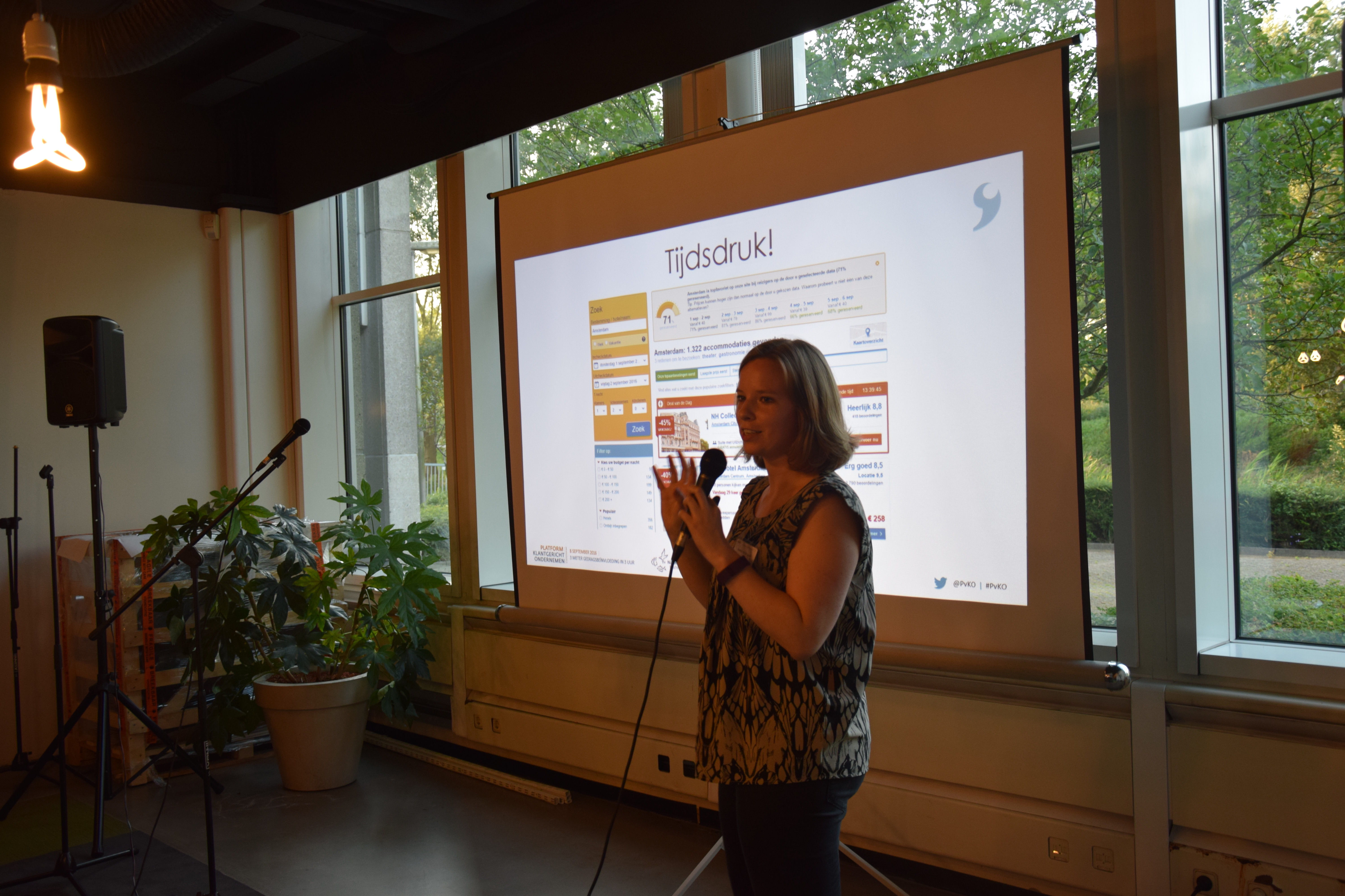 Nadine van de Sande, L'eau