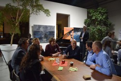 Groepsdiscussie per tafel